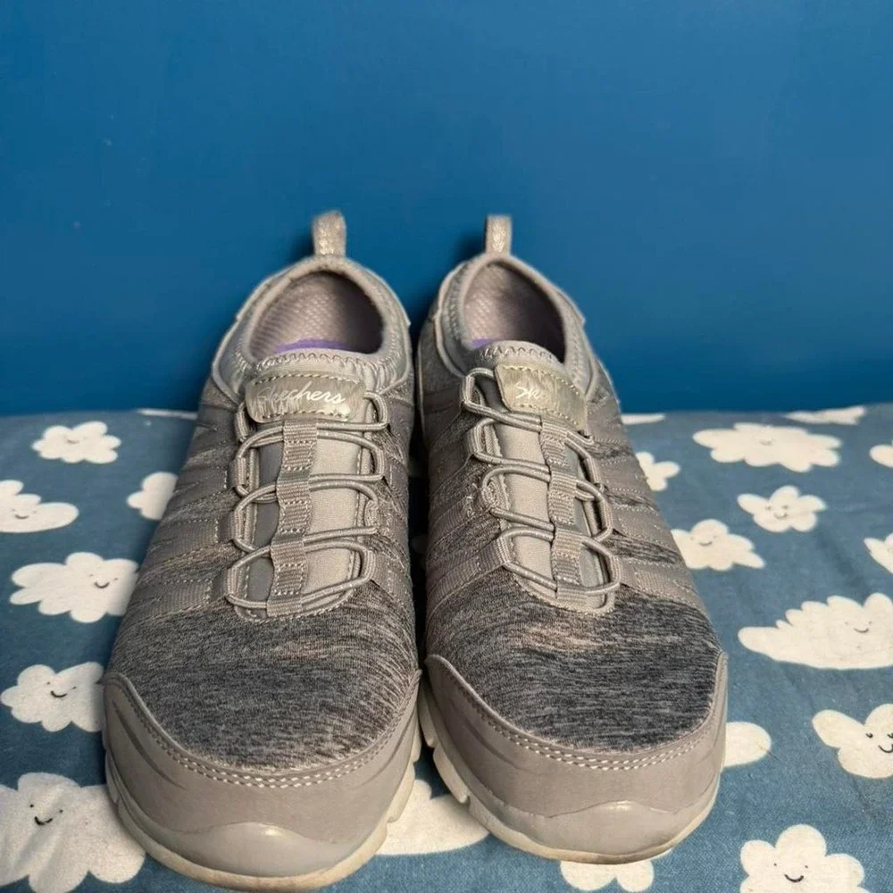 Skechers Air Cooled Memory Foam Gray Slip On Walking Shoes Size 7